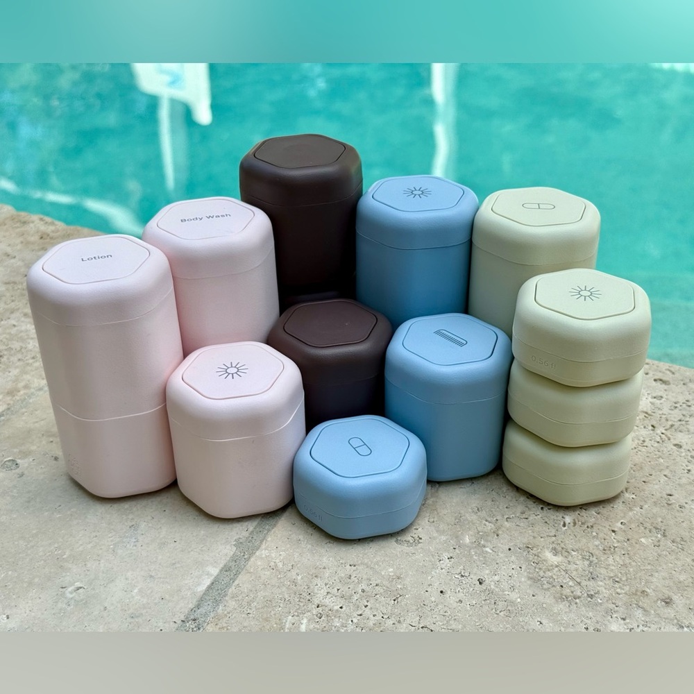 13 Cadence Flex Capsules & a Parcel (retail $397)